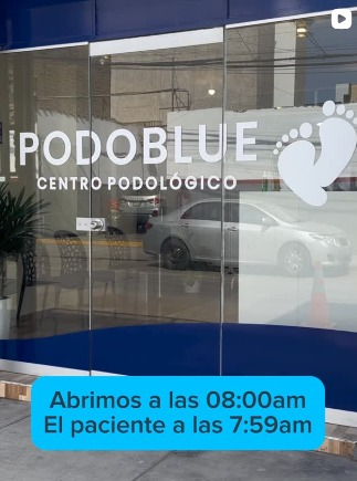 Fachada del Centro Podológico PodoBlue